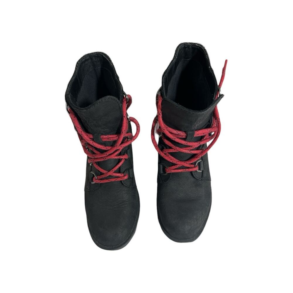 Sorel Phoenix Lace up Boots Sz 6 Black Waterproof